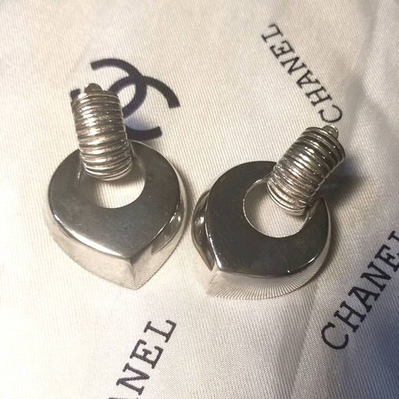 GIVENCHY PARIS NY Door Knocker Earrings ~ Vintage - Picture 6 of 6